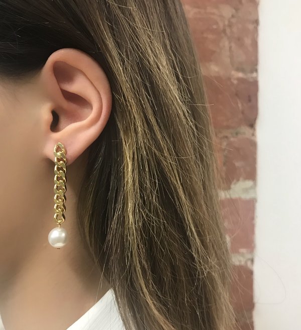Joomi Lim Asymmetrical Chain Earrings With Pearl - Gold/White Joomi Lim Asymmetrical Chain Earrings With Pearl - Gold/White