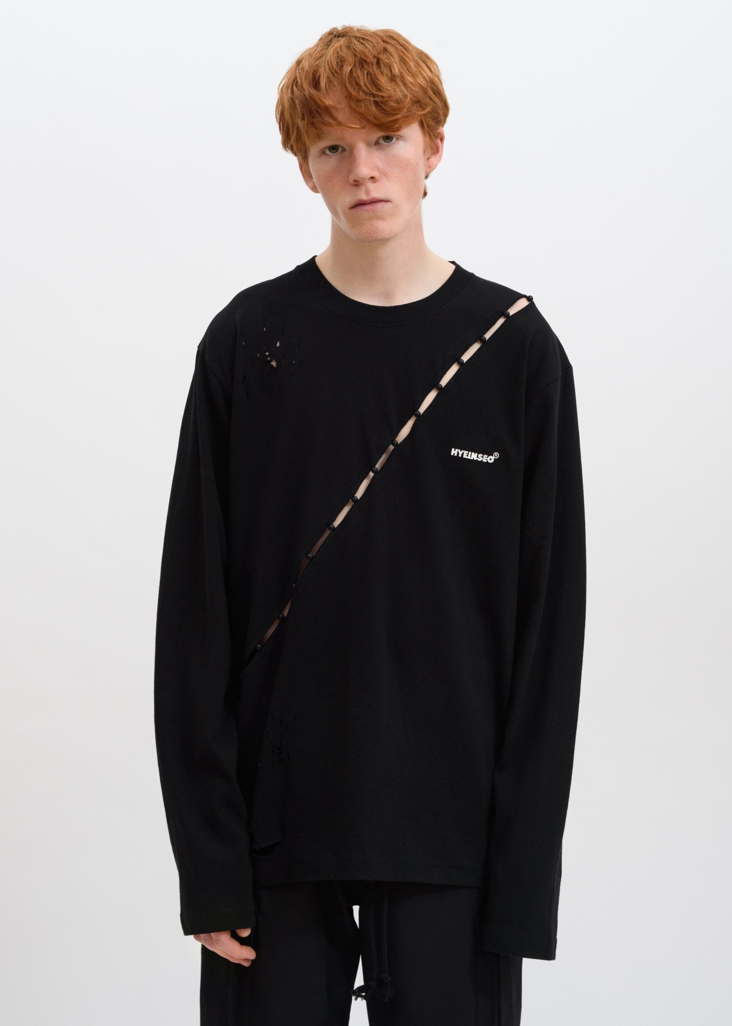 hyein seo スラッシュ 長袖T Black-Slashed-T-Shirt-