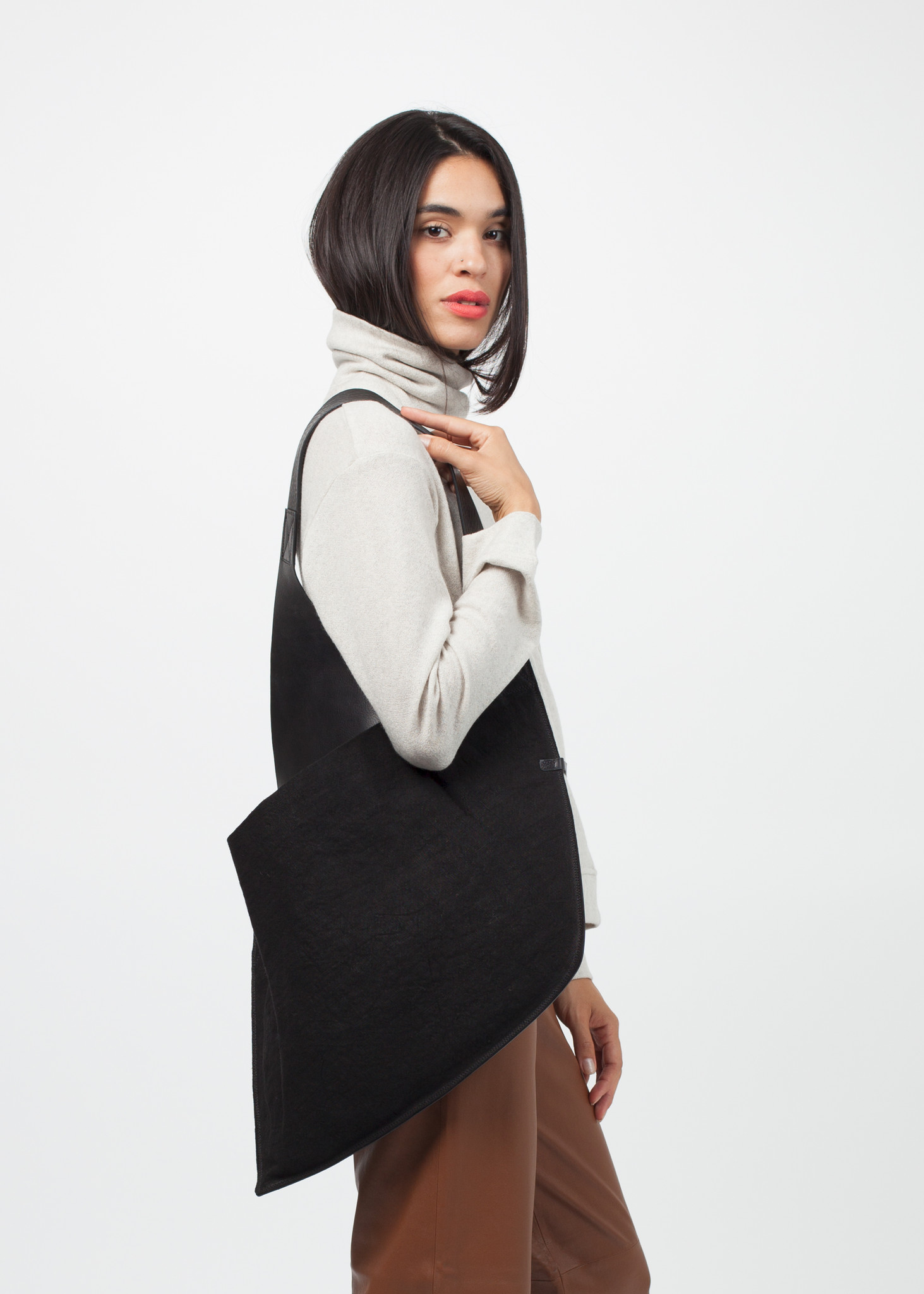 Isabel Benenato Envelope Side Bag | Garmentory