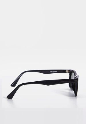 Unisex Staff 01 Sunglasses - Black Unisex Staff 01 Sunglasses - Black