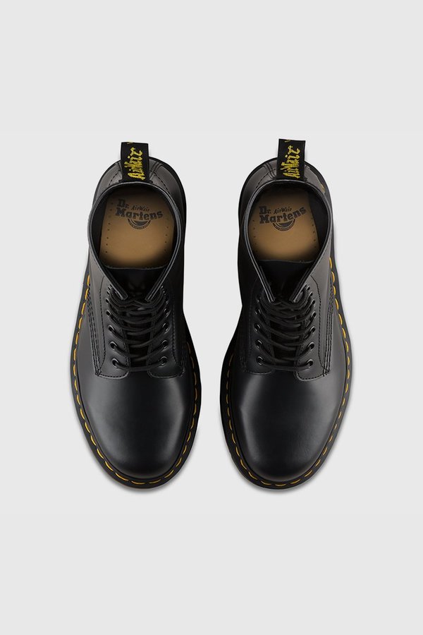 Dr. Martens 1460 Smooth - Black Dr. Martens 1460 Smooth - Black