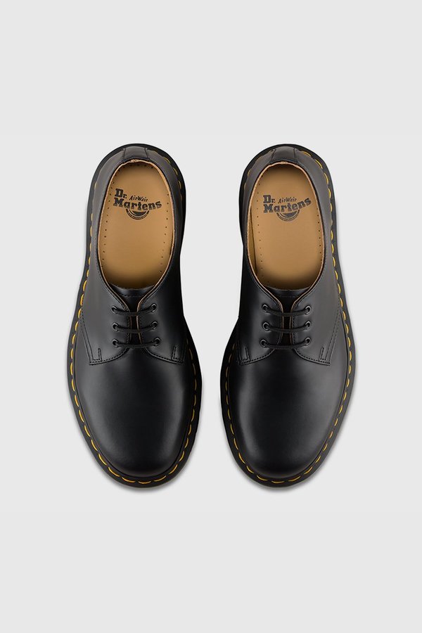 Unisex Dr. Martens 1461 Smooth Shoes - Black Unisex Dr. Martens 1461 Smooth Shoes - Black