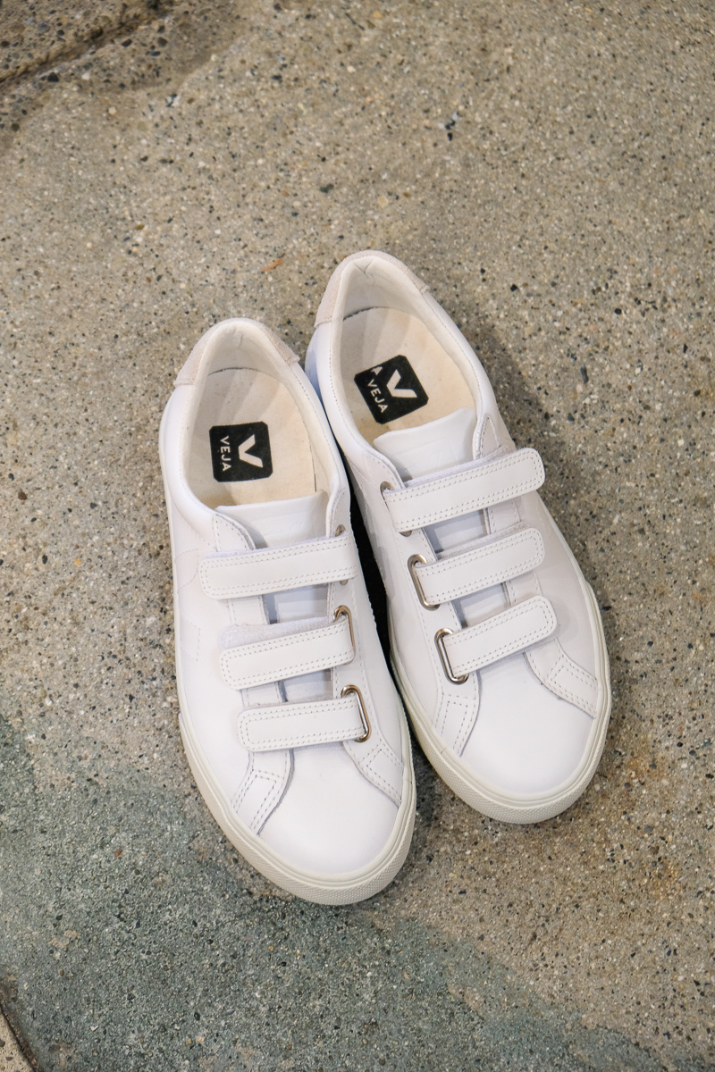 UNISEX Veja Three Lock Leather Sneaker White