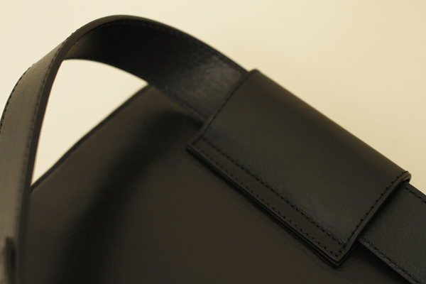 ASHYA PALMETTO BELT BAG - ONYX ASHYA PALMETTO BELT BAG - ONYX