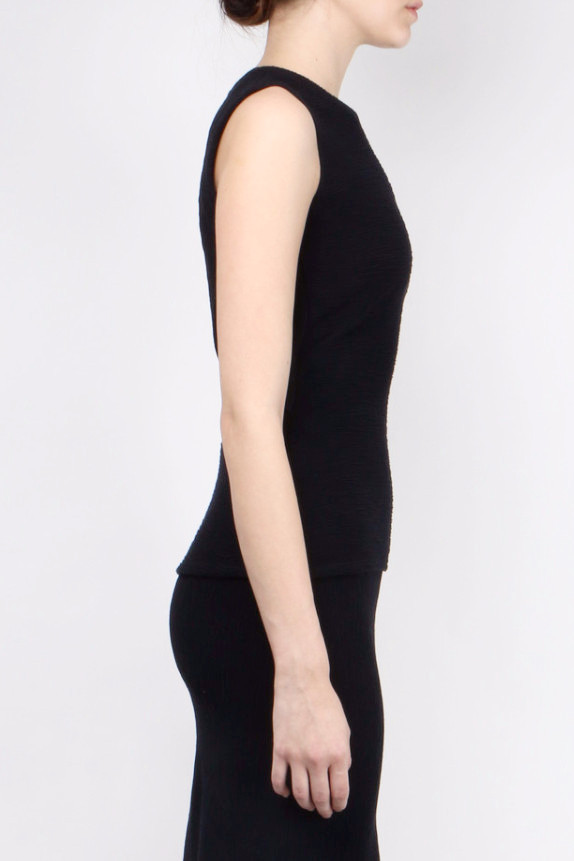 Area Oceanie Sleeveless Cut-Out Top Area Oceanie Sleeveless Cut-Out Top