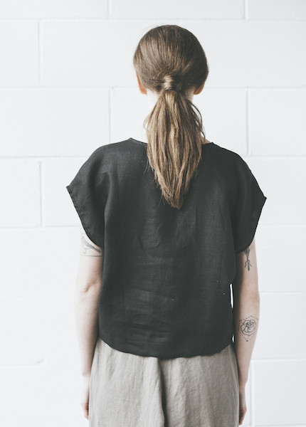 Ursa Minor Aleph Top in Black Ursa Minor Aleph Top in Black
