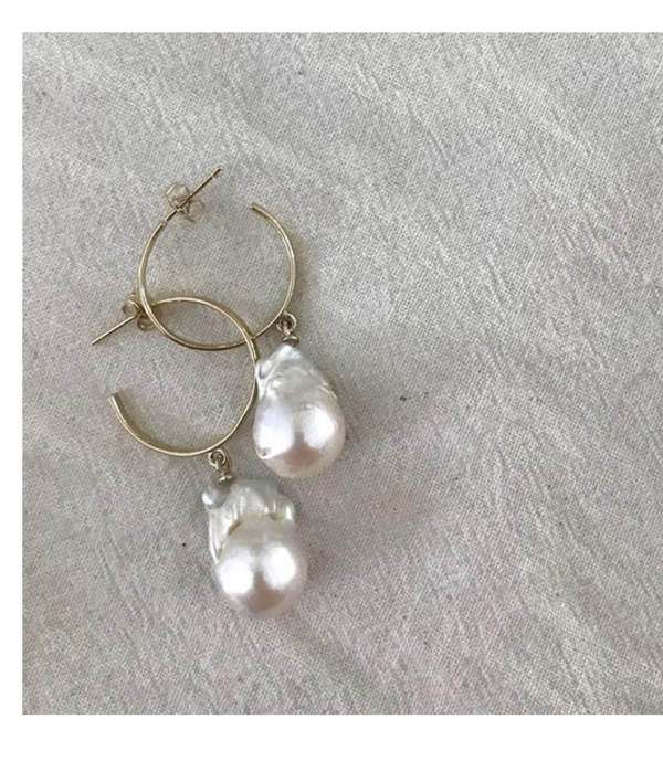 VAYU Baroque Pearl Hoop - Fresh Pearl VAYU Baroque Pearl Hoop - Fresh Pearl