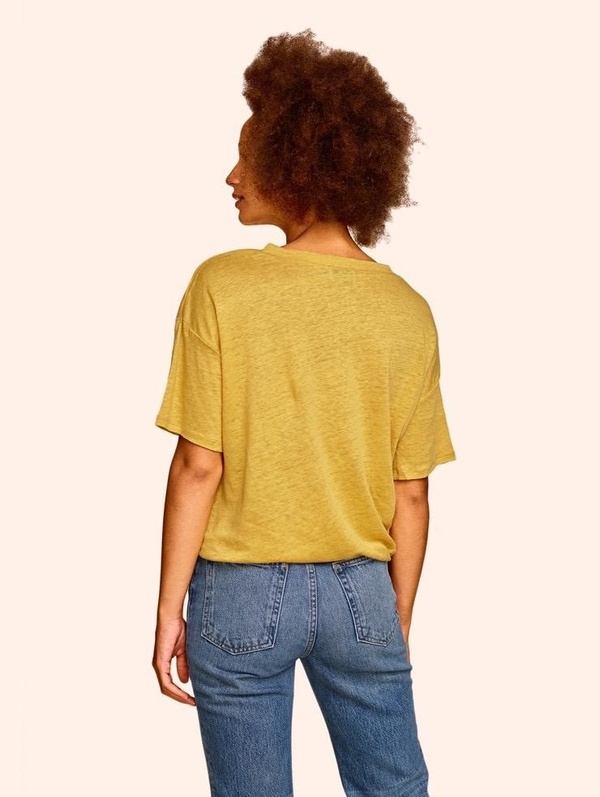 Kinly TEE - MUSTARD Kinly TEE - MUSTARD