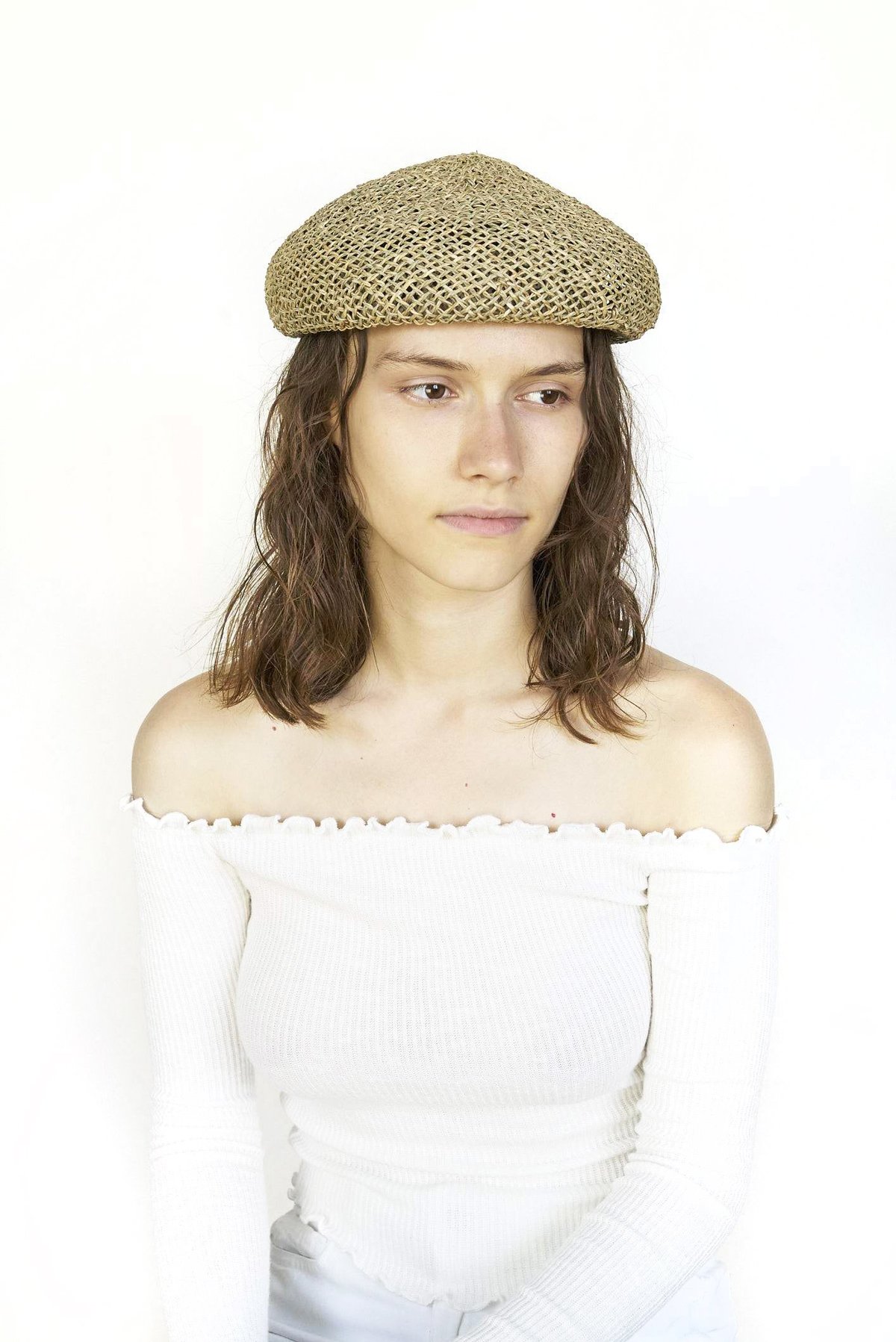 Clyde Acorn Woven Seagrass Beret | Garmentory display picture 1