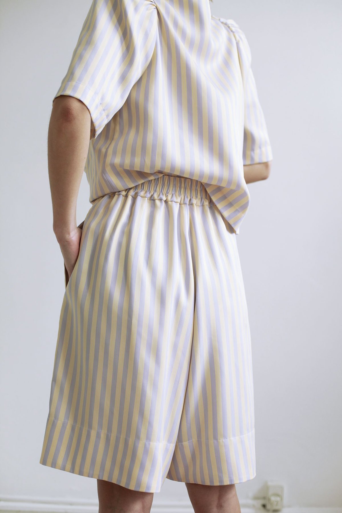 Mr. Larkin freddy shorts - lavender stripe - Image 2 of 4