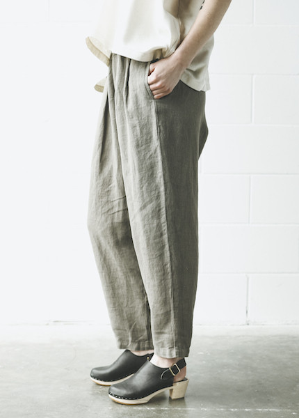 Black Crane Carpenter Pant in Grey Black Crane Carpenter Pant in Grey