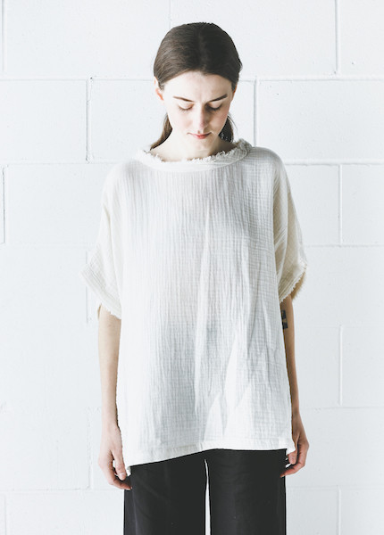 Black Crane Double Gauze Square Top in Cream Black Crane Double Gauze Square Top in Cream