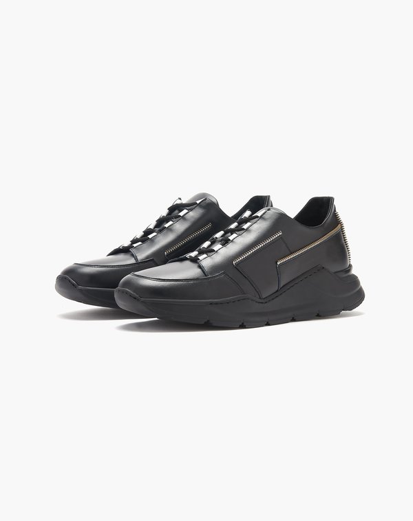 SOUTH LANE AVANT Chunky Runner - Black SOUTH LANE AVANT Chunky Runner - Black