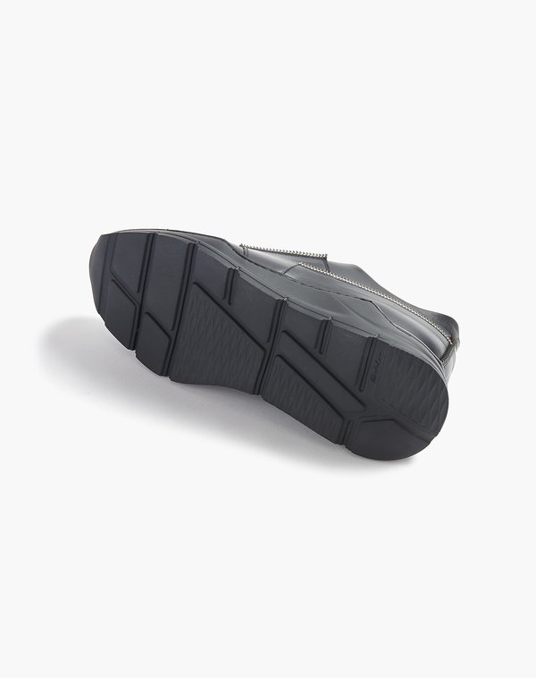 SOUTH LANE AVANT Chunky Runner - Black SOUTH LANE AVANT Chunky Runner - Black