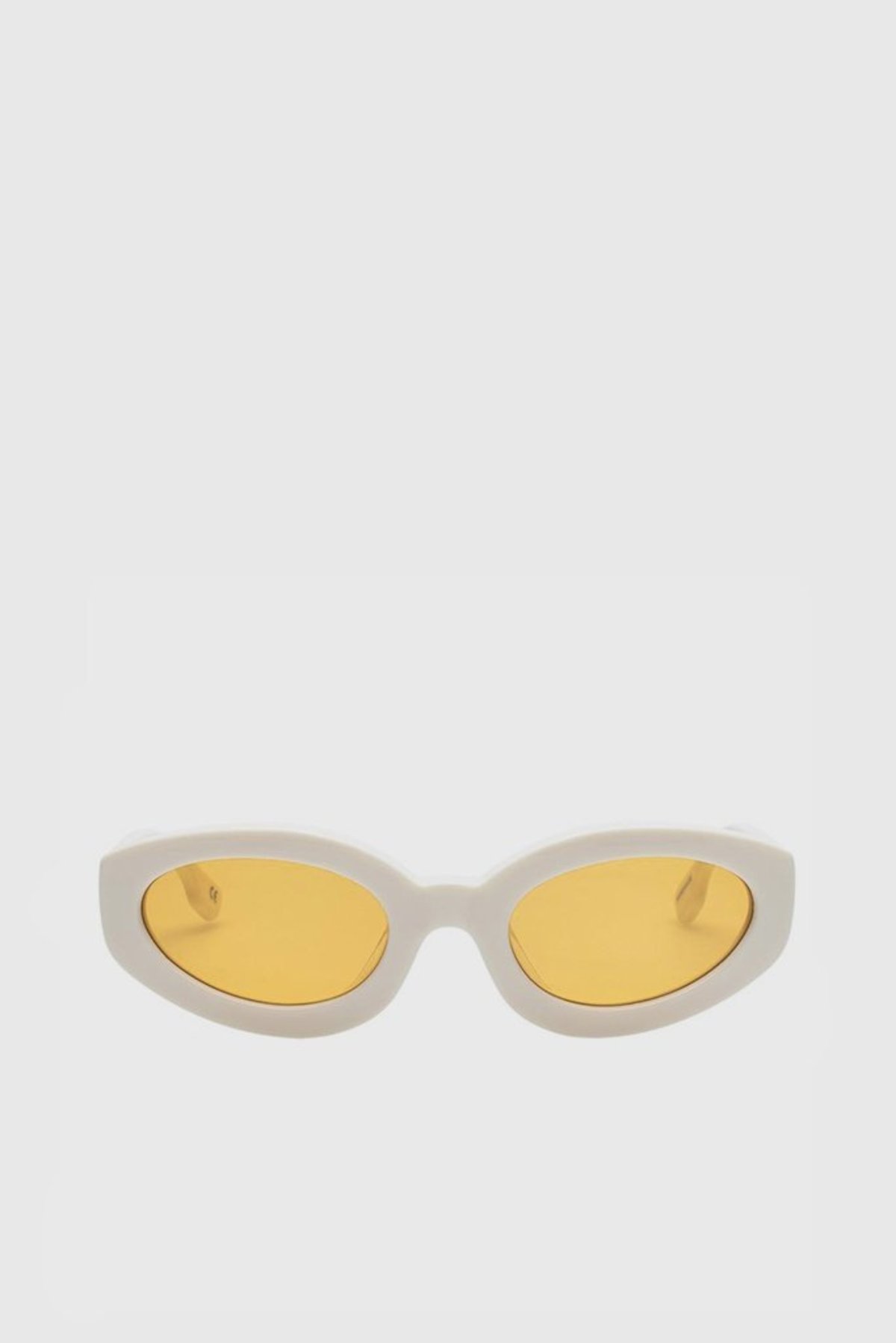 Le Specs Meteor Amour - Vintage White | Garmentory display picture 2