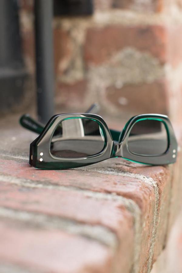 Pared Eyewear Emerald Sunglasses Pared Eyewear Diamonds & Pearls Emerald/Green Sunglasses main image 2