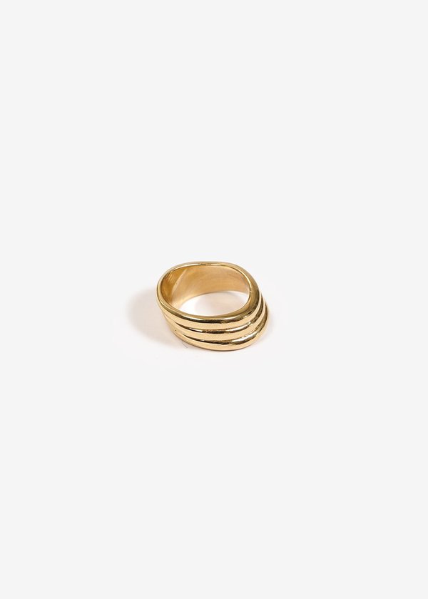 Luiny Waves Ring No. 2 - Brass Luiny Waves Ring No. 2 - Brass