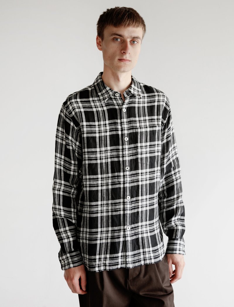 MARGARET HOWELL LARGE CHECK LINEN シャツ 1 Margaret Howell Minimal Shirt - Oversized Linen Check | Garmentory