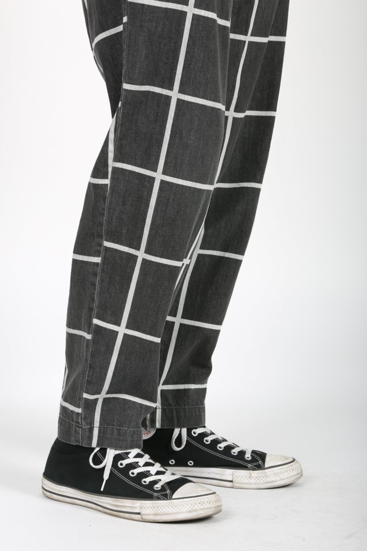 デニム/ジーンズ C.E cavempt GRID BLACK DENIM WIDE CHINOS Cav Empt Denim Wide Chino - Grid Black | Garmentory
