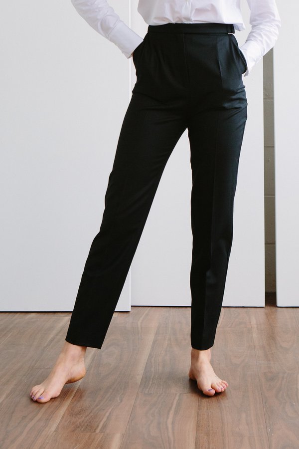 Vintage WOLF & GYPSY Samuji Cigarette Pants - Black Vintage WOLF & GYPSY Samuji Cigarette Pants - Black