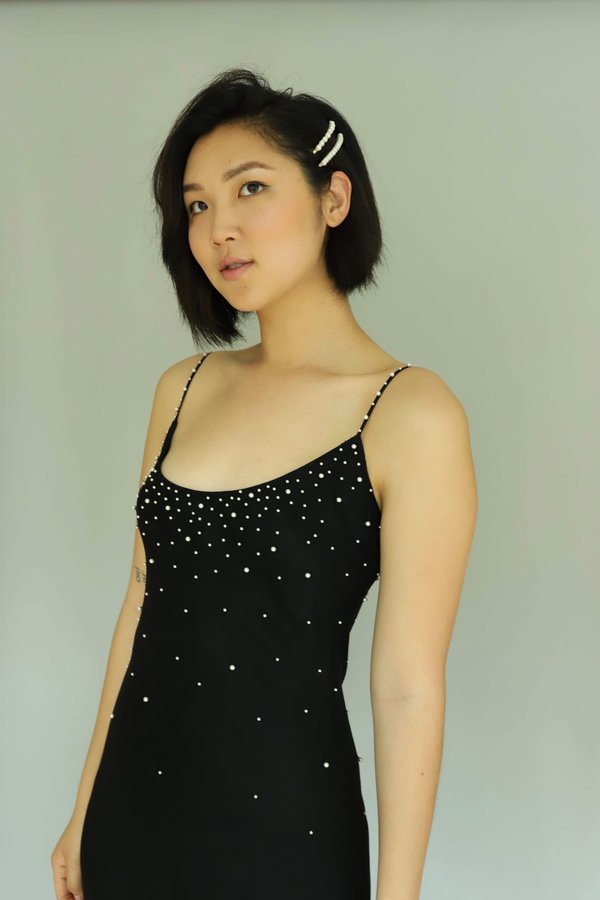 betsey johnson black dress with pearl collar Betsey Johnson Black Dress Pearl Fringe Collar Black Cap Sleeve Ruffle Hem  Sz 8