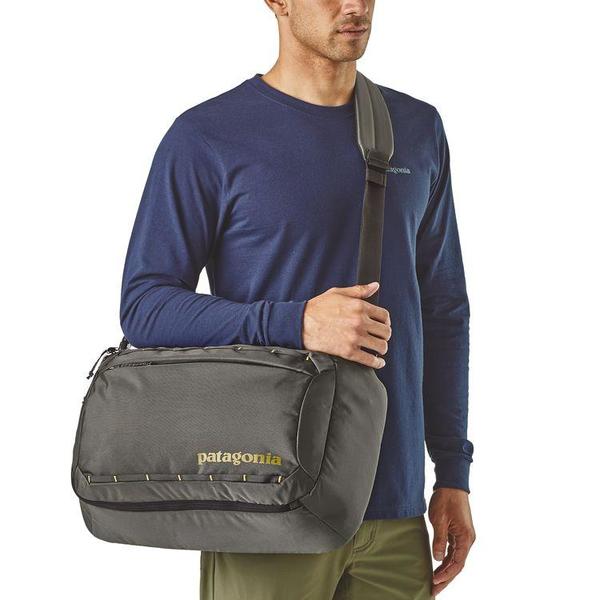 Patagonia 25L Tres Pack - Mojave Khaki | Garmentory