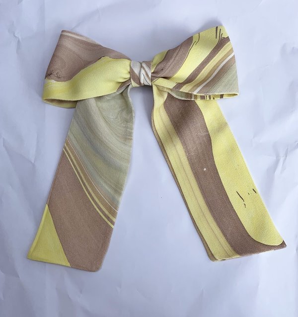 Bianca and Red Studio Classic Hair Bow with Tails Bianca and Red Studio Classic Hair Bow with Tails