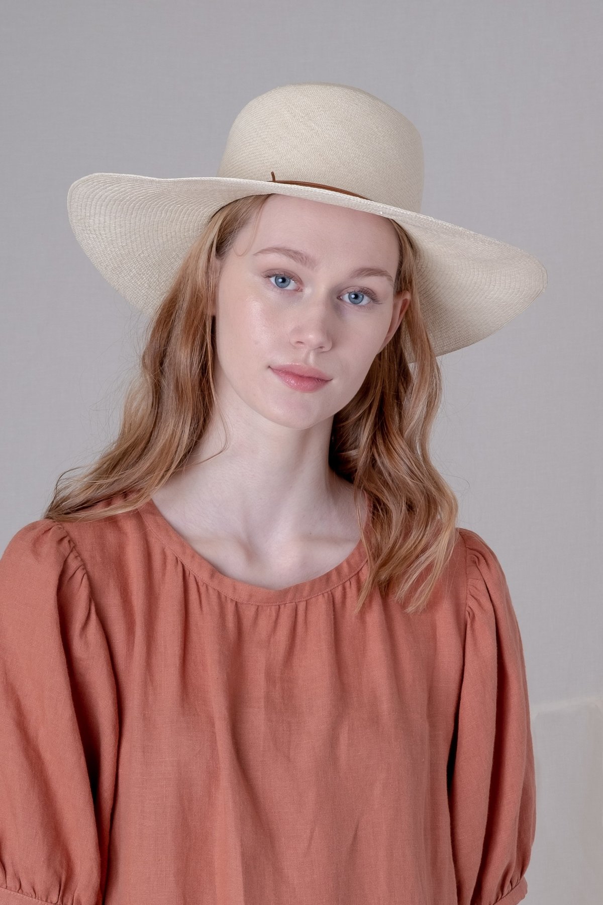 Brookes Boswell Patterson Hat in Fine Grade Panama Straw DESERT HAT IN FINE GRADE PANAMA STRAW main image 2