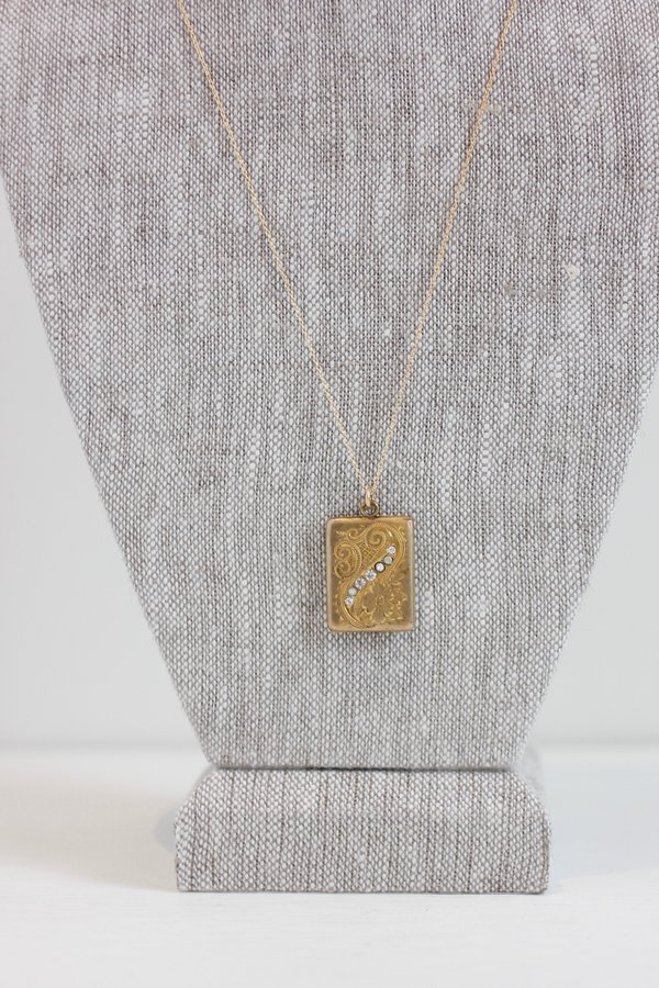 Vintage SASHA SAMUEL Emil Necklace - Gold Vintage SASHA SAMUEL Emil Necklace - Gold