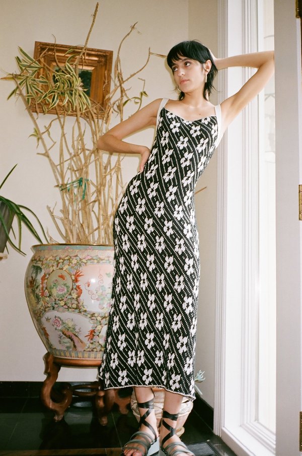 Mozh Mozh Tara Dress - Flower Mozh Mozh Tara Dress - Flower