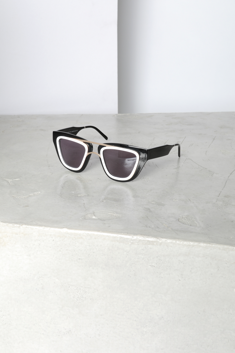 Smoke x Mirrors Soda Pop 4 Sunglasses - Black | Garmentory display picture 1