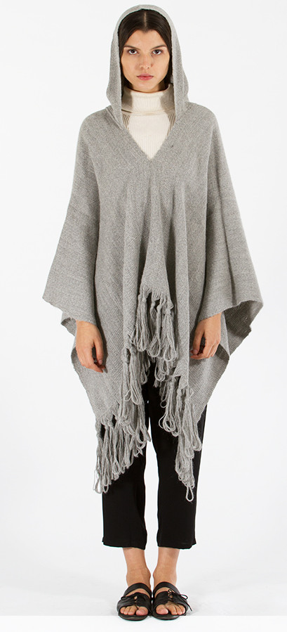 Voz PONCHO HOODIE Voz PONCHO HOODIE