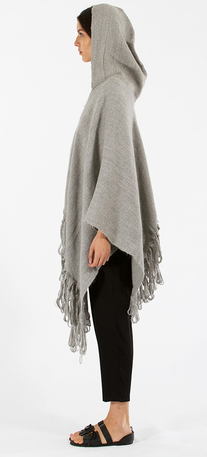 Voz PONCHO HOODIE Voz PONCHO HOODIE
