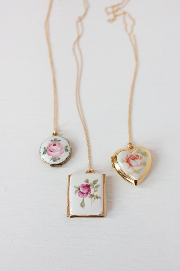 Vintage SASHA SAMUEL Brass Locket Vintage SASHA SAMUEL Brass Locket
