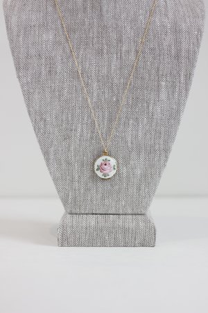 Vintage SASHA SAMUEL Brass Locket Vintage SASHA SAMUEL Brass Locket