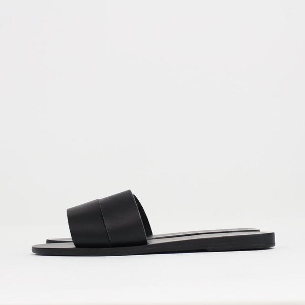 Kyma Kithira Sandal - Black
