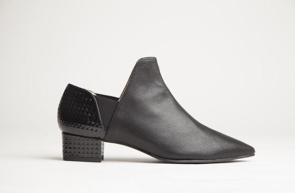 5yMedio Elvi - Black Metallic 5yMedio Elvi - Black Metallic