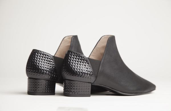 5yMedio Elvi - Black Metallic 5yMedio Elvi - Black Metallic