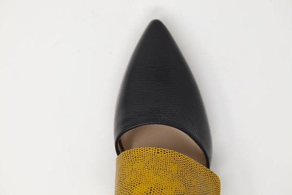 5yMedio Lorenza - Black/Sulfur 5yMedio Lorenza - Black/Sulfur
