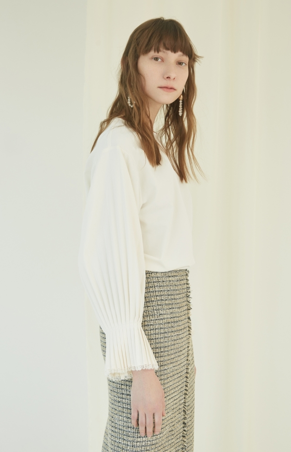 NUVO.10 Pleated Sleeve Blouse - IVORY NUVO.10 Pleated Sleeve Blouse - IVORY