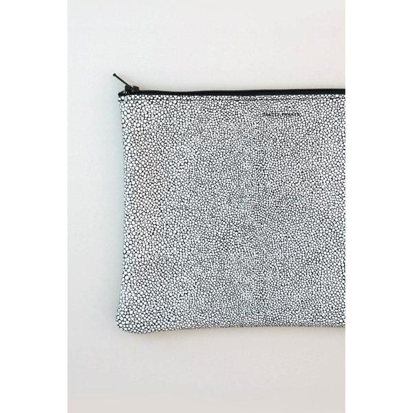 Tracey Tanner Large Flat Pouch - Black Stingray Tracey Tanner Large Flat Pouch - Black Stingray