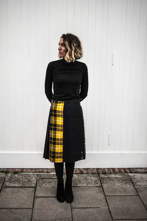 Le Kilt Mixed Tartan Kilt - Yellow/Navy/Black Le Kilt Mixed Tartan Kilt - Yellow/Navy/Black