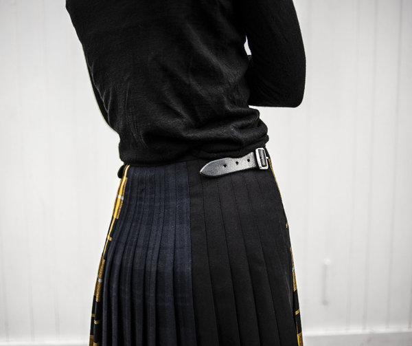 Le Kilt Mixed Tartan Kilt - Yellow/Navy/Black Le Kilt Mixed Tartan Kilt - Yellow/Navy/Black