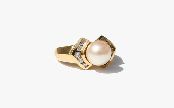 Kindred Black Deco Pearl and Diamond Ring - 14k Gold Kindred Black Deco Pearl and Diamond Ring - 14k Gold