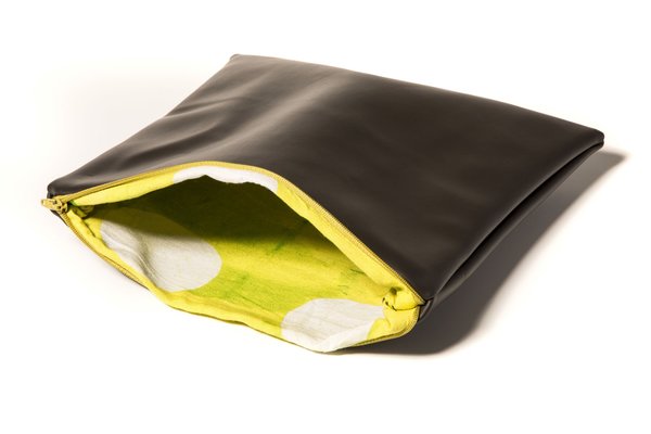 Fashion Rising Collection Vegan Leather Hand Batik Medium Carry All - Brown/Yellow Teany Print Fashion Rising Collection Vegan Leather Hand Batik Medium Carry All - Brown/Yellow Teany Print