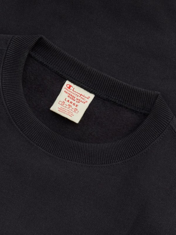 Champion Premium Reverse Weave Crewneck Sweatshirt - Black Champion Premium Reverse Weave Crewneck Sweatshirt - Black