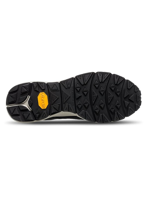 Clae Edwin Runner - Black Waxed Suede Clae Edwin Runner - Black Waxed Suede