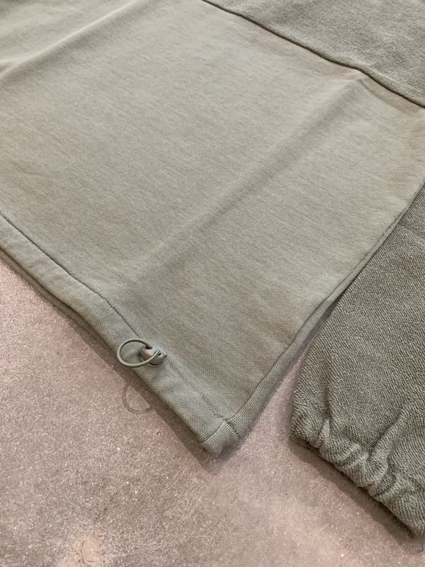 Les Basics Le Zip Toggle Sweat - Army Les Basics Le Zip Toggle Sweat - Army