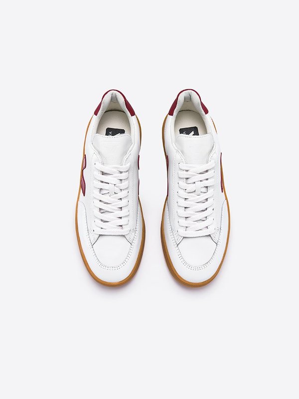 VEJA V-12 Leather Sneakers VEJA V-12 Leather Sneakers
