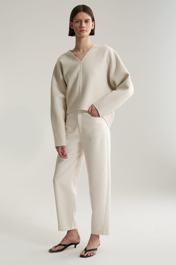 TOTEME　トーテム　Rennes sweater white セーター TOTÊME Rennes Cashmere Blend Sweater w/ Shaped Sleeves